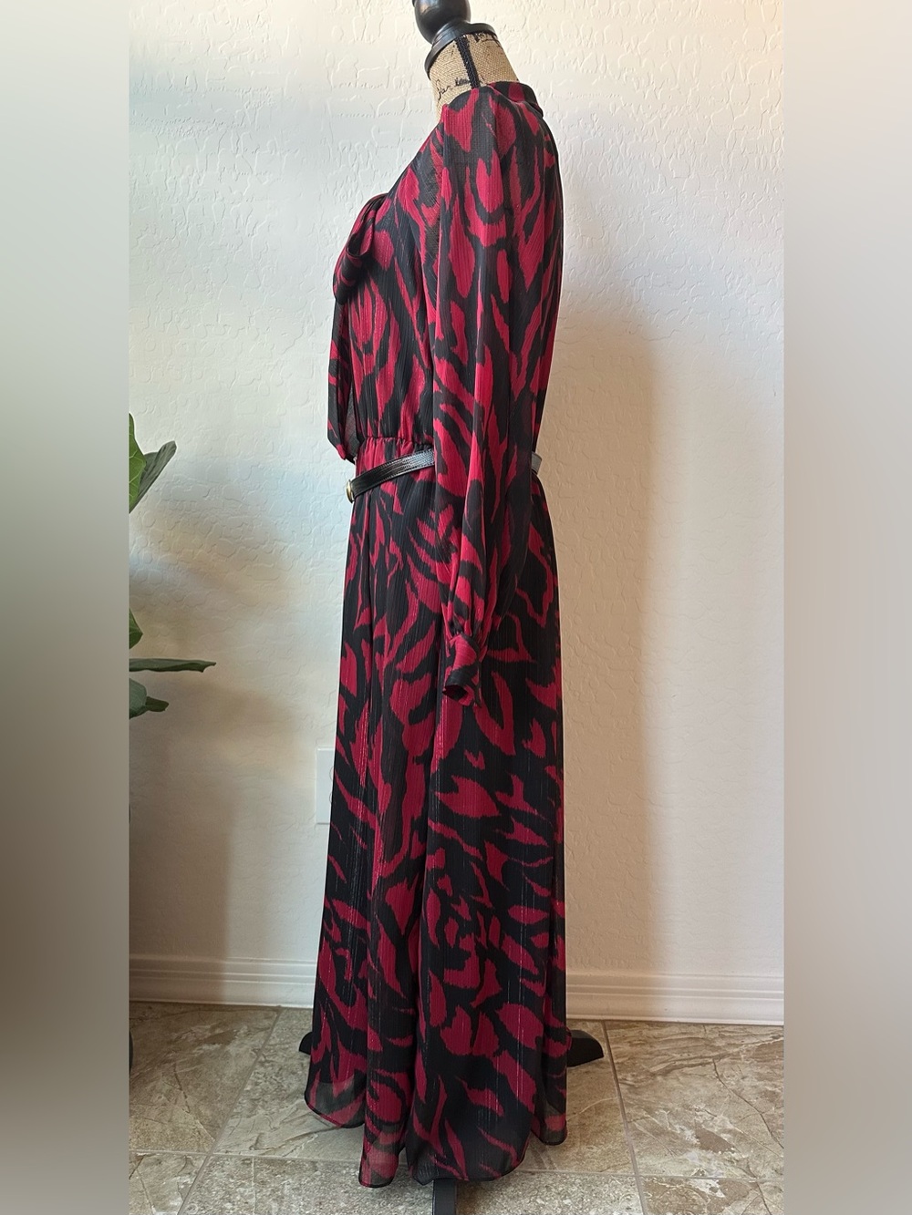 NWT Donna Karen New York Red Women’s Elegant Dress Size 10 - Picture 3 of 9